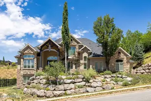 407 Hidden Lake Dr, Bountiful, UT 84010 - Photo 29
