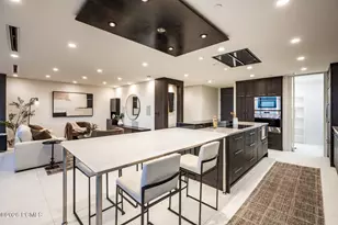 560 E S Temple St, Salt Lake City, UT 84102 - Photo 7