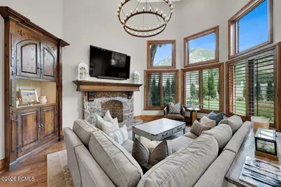 5083 S Clarenden Place, Salt Lake City, UT 84117 - Photo 13