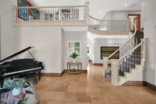 5083 S Clarenden Pl, Salt Lake City, UT 84117 - Photo 9