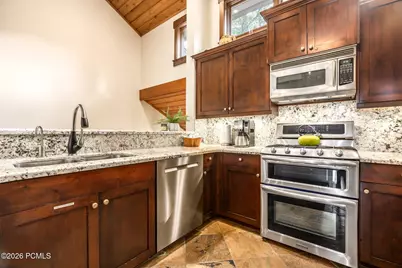 7992 Ridge Point Drive #126, Park City, UT 84060 - Photo 5
