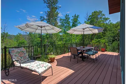 726 N Donner Hill Circle, Salt Lake City, UT 84108 - Photo 15
