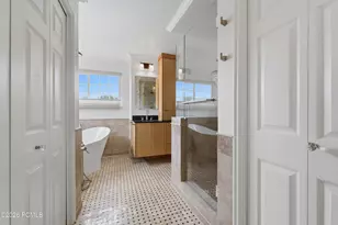 4521 S Countrylane Rd, Millcreek, UT 84117 - Photo 21