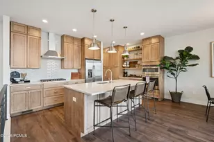 368 E Overlook Loop, Hideout, UT 84036 - Photo 11
