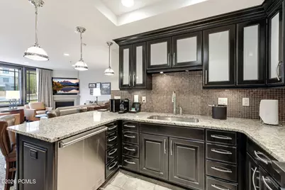2100 Frostwood Boulevard #6102, Park City, UT 84098 - Photo 9