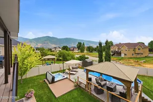 1681 N Farm Meadow Rd, Farmington, UT 84025 - Photo 55