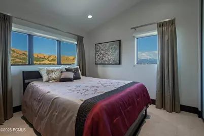 350 E Capitol Oaks Lane, Salt Lake City, UT 84103 - Photo 69