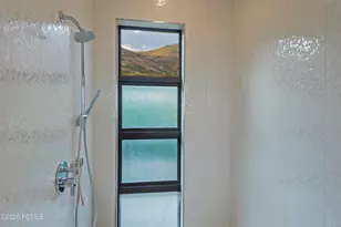 350 E Capitol Oaks Ln, Salt Lake City, UT 84103 - Photo 49