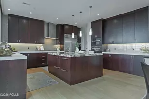350 E Capitol Oaks Ln, Salt Lake City, UT 84103 - Photo 37