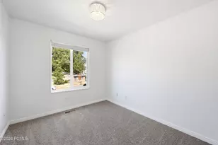 5680 S 2550, Roy, UT 84067 - Photo 7