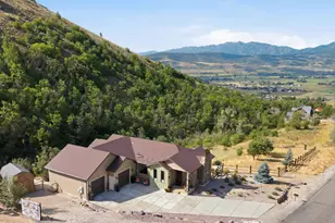 1306 Maple Dr, Huntsville, UT 84317 - Photo 1