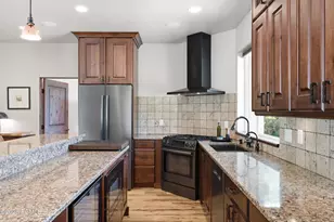 1306 Maple Dr, Huntsville, UT 84317 - Photo 7