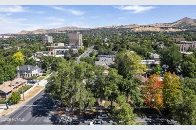 905 E 200 S, Salt Lake City, UT 84102 - Photo 57