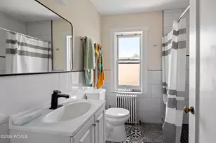 905 E 200 S, Salt Lake City, UT 84102 - Photo 13