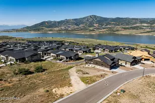 512 E Kayak Dr, Hideout, UT 84036 - Photo 9