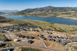 512 E Kayak Dr, Hideout, UT 84036 - Photo 23