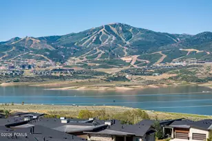 512 E Kayak Dr, Hideout, UT 84036 - Photo 17