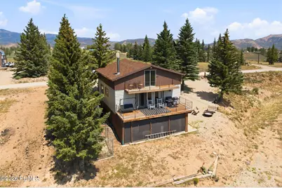 8750 E Soldier Creek Way, Daniel, UT 84032 - Photo 7