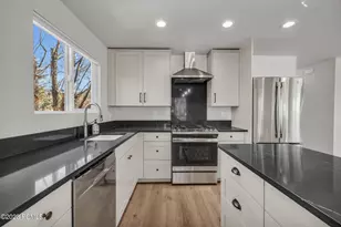 6236 N Countryside Circle, Park City, UT 84098 - Photo 7