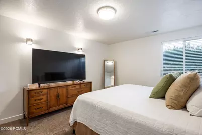 4878 S Highland Circle #Apt 2, Holladay, UT 84117 - Photo 7