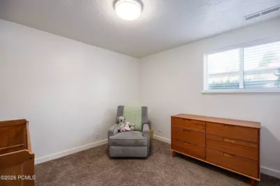 4878 S Highland Circle #Apt 2, Holladay, UT 84117 - Photo 9