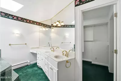 2120 E Applewood Avenue, Holladay, UT 84121 - Photo 31
