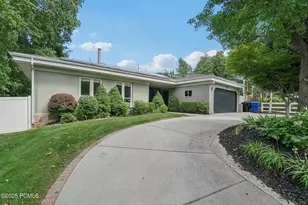 2451 E Murray Holladay Rd, Holladay, UT 84117 - Photo 27