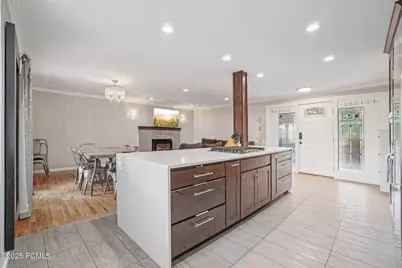 2451 E Murray Holladay Road, Holladay, UT 84117 - Photo 3
