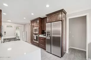 2451 E Murray Holladay Rd, Holladay, UT 84117 - Photo 7