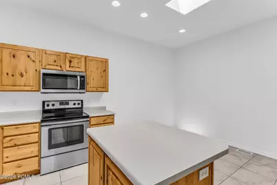 44 W 200 North #Apt 5, Bountiful, UT 84010 - Photo 15