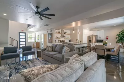4242 W Cambridge Parkway, Hurricane, UT 84737 - Photo 13