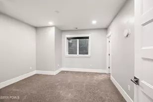 11091 N Shoreline Dr, Hideout, UT 84036 - Photo 29