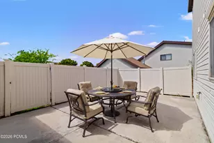 1146 N 700, Centerville, UT 84014 - Photo 9