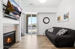 1039 S 500, Heber City, UT 84032 - Photo 5