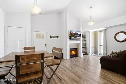 1039 S 500 #H302, Heber City, UT 84032 - Photo 3