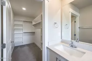 1958 S 1030, Orem, UT 84058 - Photo 21