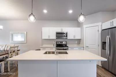 1958 S 1030, Orem, UT 84058 - Photo 9
