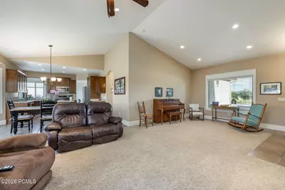 454 N 4200 N, Oakley, UT 84055 - Photo 5