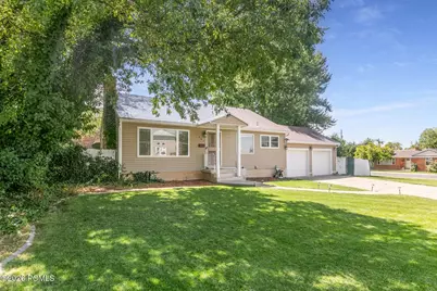 907 E Maple Street, Ogden, UT 84403 - Photo 1