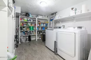 907 E Maple St, Ogden, UT 84403 - Photo 29