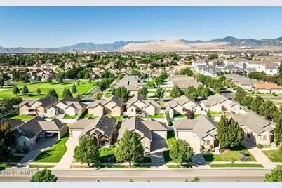 5271 Swift Water Way, West Jordan, UT 84081 - Photo 41