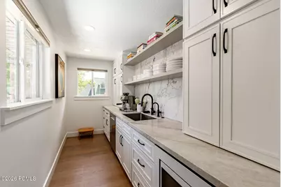1961 E Logan Avenue, Salt Lake City, UT 84108 - Photo 7