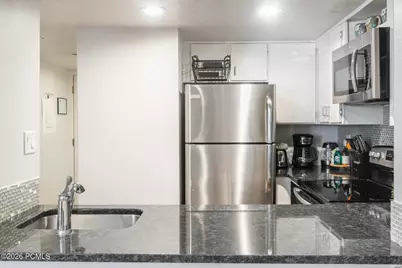 2000 Prospector Avenue #211, Park City, UT 84060 - Photo 3