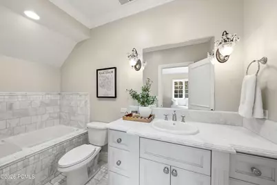 5579 S Walker Woods Lane, Holladay, UT 84117 - Photo 39