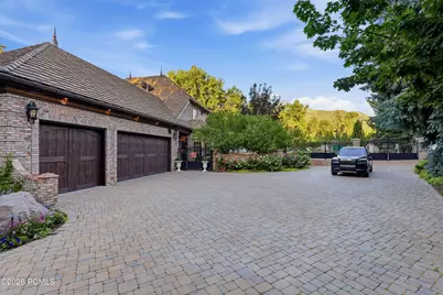 5579 S Walker Woods Lane, Holladay, UT 84117 - Photo 47