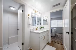 1555 E 3900 S, Salt Lake City, UT 84124 - Photo 19
