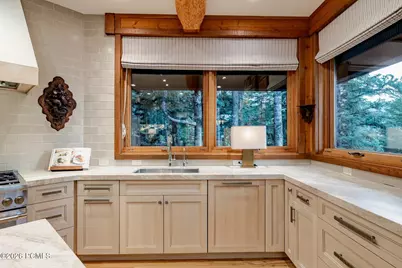 8045 Woodland View Drive, Park City, UT 84060 - Photo 35