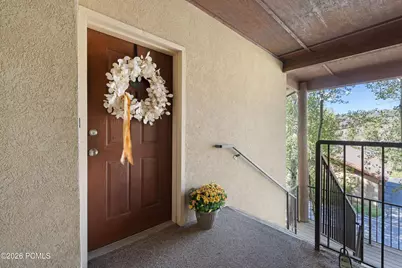 1600 W Pinebrook Boulevard #Bldg E/Apt E7, Park City, UT 84098 - Photo 3