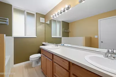 1600 W Pinebrook Boulevard #Bldg E/Apt E7, Park City, UT 84098 - Photo 15