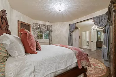 2238 E Cottonwood Cove Lane, Cottonwood Heights, UT 84121 - Photo 61